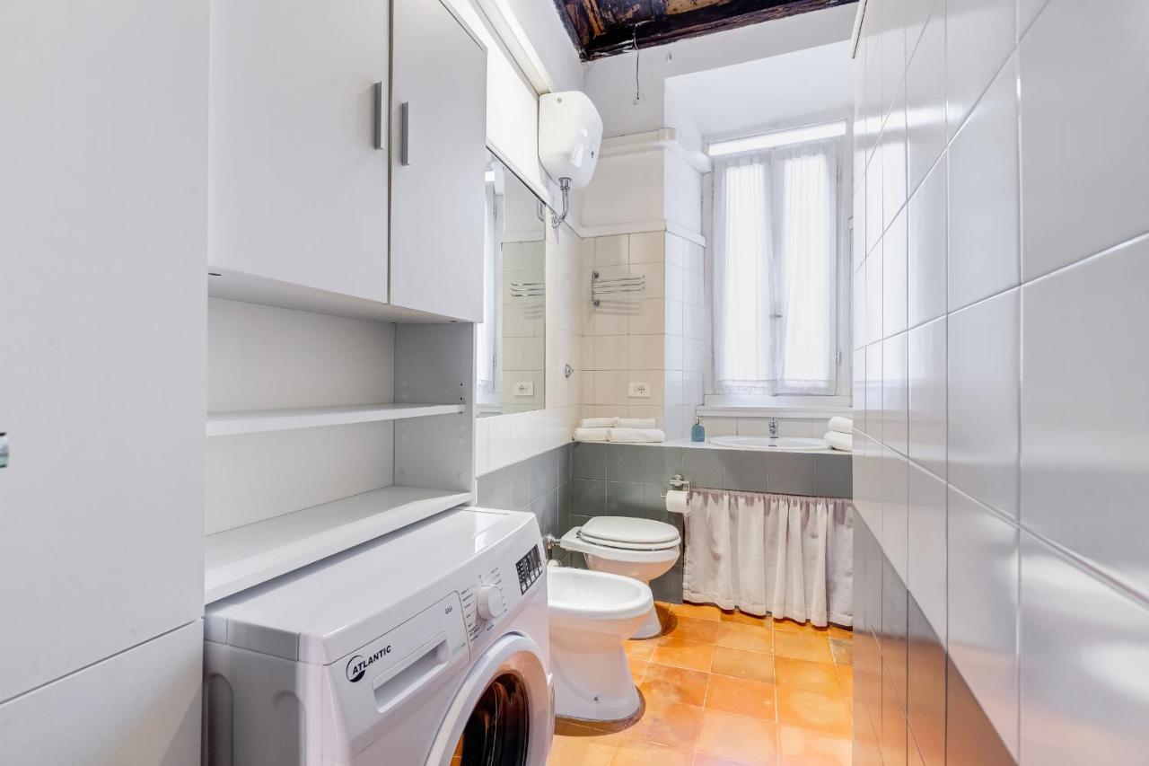 The Unique Pantheon Apartment Rome